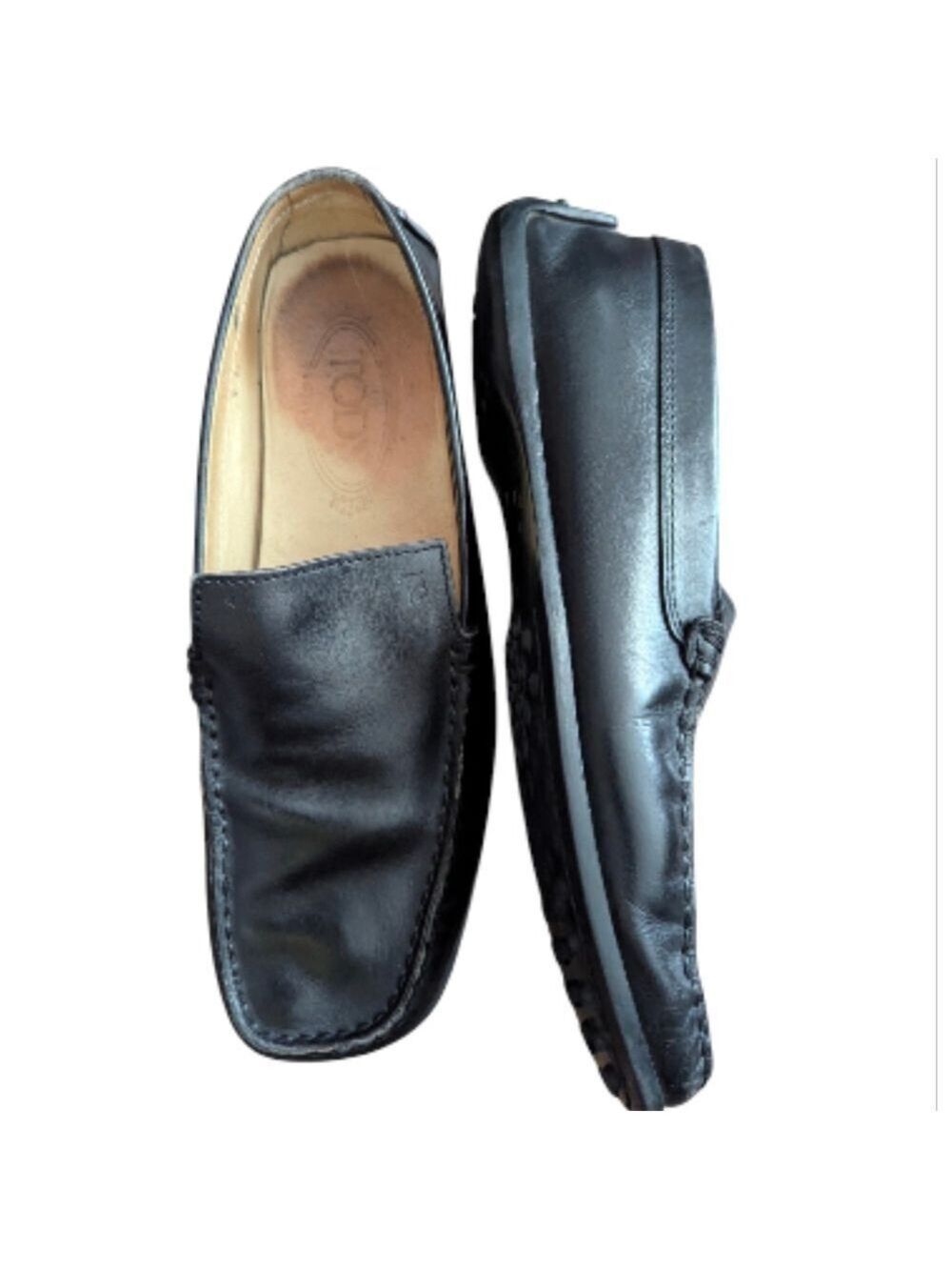 Black Tod's Leather Slip-On Loafers with Matte Finish